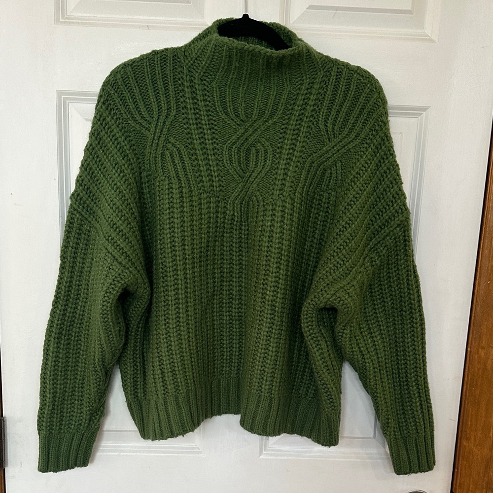 Aerie Green chunky Sweater